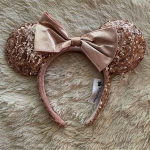 Rose Gold Minnie Mouse Ears